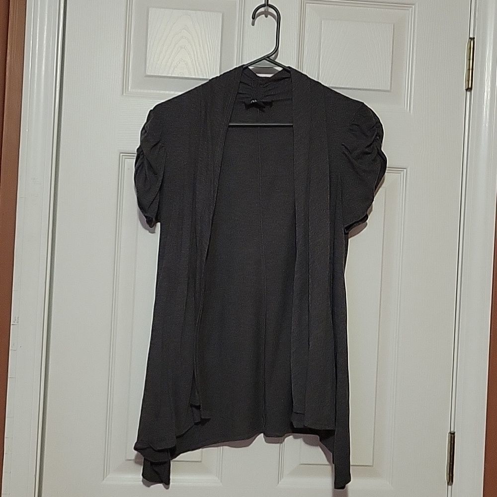 Short Sleeve Grey Cardigan